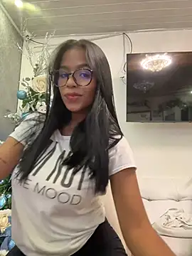 IsaGodess online show from 11-14-25, 10:07