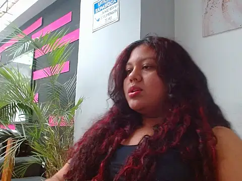 CloeStron online show from 12-22-25, 09:45