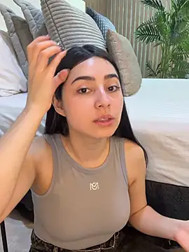 EmelyParker online show from 04-12-26, 07:30