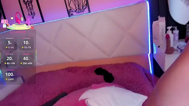 veronica hill  online show from 11-18-25, 07:13