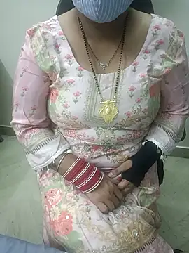 Snapshot of Bhabhiji1 chatting on 02-27-26, 08:36 Bhabhiji1 online show from 02-27-26, 08:36