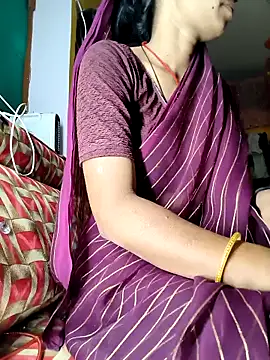 Snapshot of Sonam_pandeyji chatting on 04-28-26, 11:32 Sonam pandeyji online show from 04-28-26, 11:32
