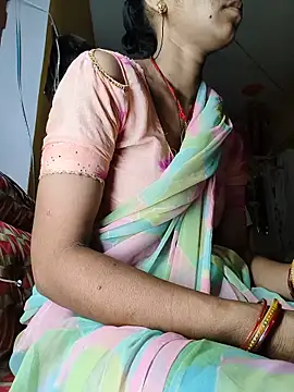 Snapshot of Sonam_pandeyji chatting on 05-09-26, 10:48 Sonam pandeyji online show from 05-09-26, 10:48