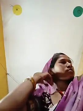 Snapshot of Sonam_pandeyji chatting on 06-28-26, 04:02 Sonam pandeyji online show from 06-28-26, 04:02