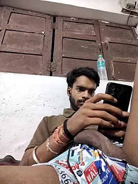 yashuuuu021 online show from 09-22-25, 06:10