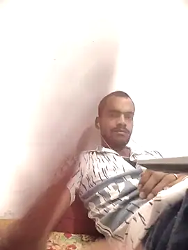 yashuuuu021 online show from 04-18-26, 03:27