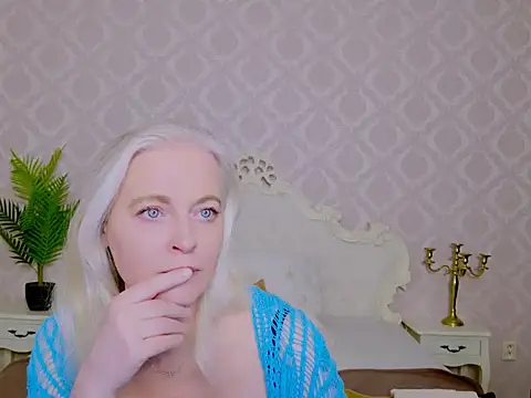 Anais Janson online show from 04-25-26, 02:14