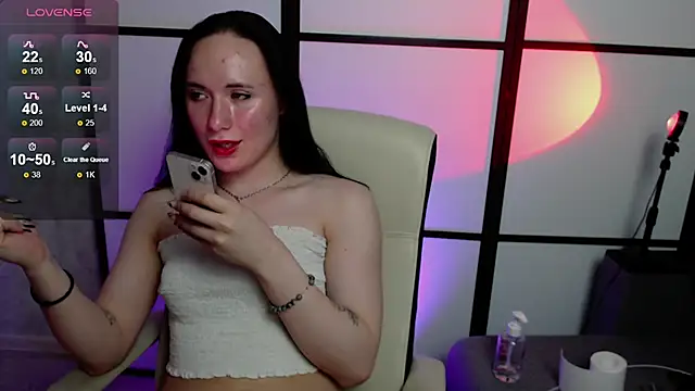 Snapshot of Katherine_reinhart chatting on 09-11-25, 12:49 Katherine reinhart online show from 09-11-25, 12:49