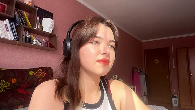Snapshot of PUP_PUP_Sea chatting on 09-14-25, 07:07 PUP PUP Sea online show from 09-14-25, 07:07