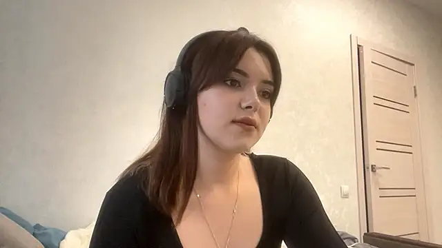 Snapshot of PUP_PUP_Sea chatting on 09-16-25, 02:07 PUP PUP Sea online show from 09-16-25, 02:07