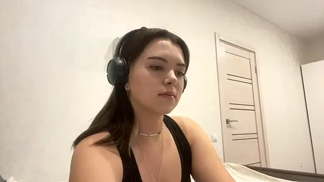 Snapshot of PUP_PUP_Sea chatting on 09-29-25, 03:39 PUP PUP Sea online show from 09-29-25, 03:39