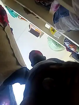 Tamilpayan09876 online show from 12-21-25, 09:44