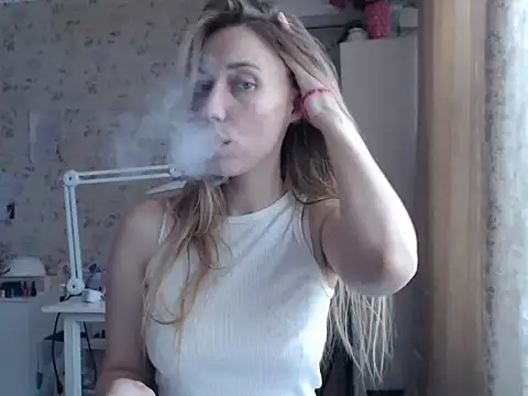 LollaxBunny online show from 03-08-26, 08:40