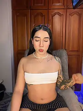 KaditaNavarro online show from 03-16-26, 11:20