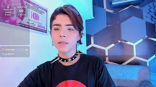 Snapshot of DannysaStar chatting on 09-29-25, 07:51 DannysaStar online show from 09-29-25, 07:51