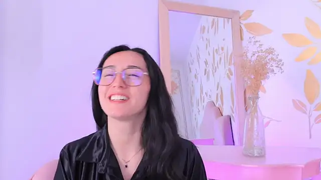 Ginevra esposito online show from 11-22-25, 12:48