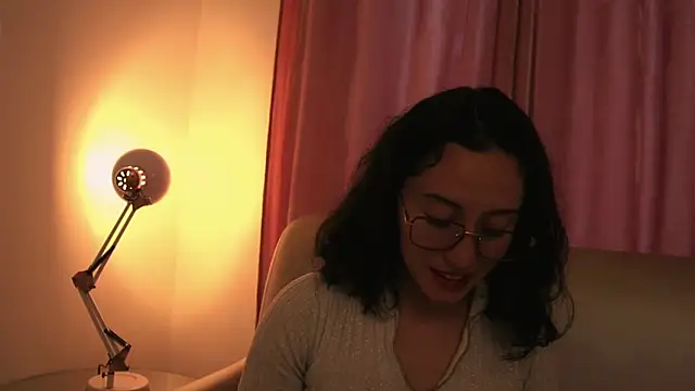 Snapshot of Ginevra_esposito chatting on 05-29-26, 12:58 Ginevra esposito online show from 05-29-26, 12:58