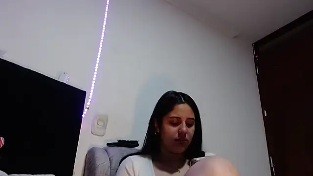 Electraweb 09 online show from 10-16-25, 01:12