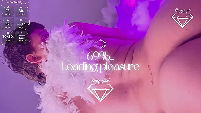 Diamond Piarce online show from 11-29-25, 03:31