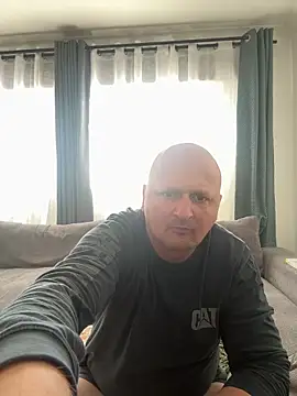 Snapshot of Attila120 chatting on 05-02-26, 07:24 Attila120 online show from 05-02-26, 07:24