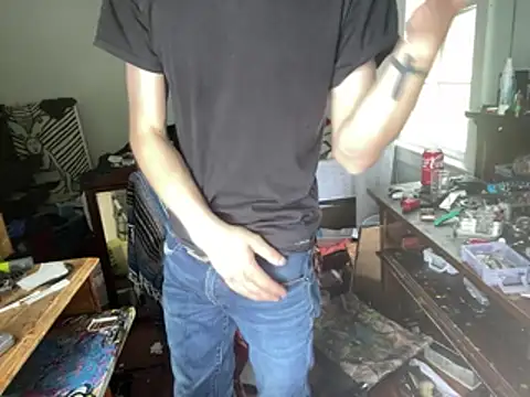 XanderOzzz online show from 05-29-26, 07:23