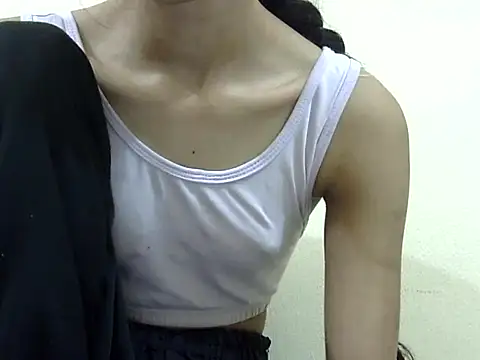 smallcuute online show from 01-10-26, 11:12