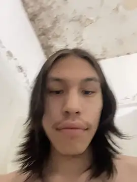 heytherepeoples717 online show from 10-29-25, 03:31