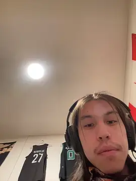 heytherepeoples717 online show from 03-15-26, 06:41