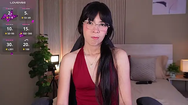 aprilqueenie online show from 03-05-26, 07:43