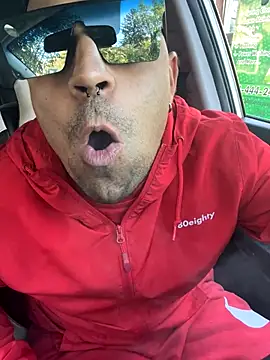 vergadosisdelocura online show from 10-18-25, 01:23