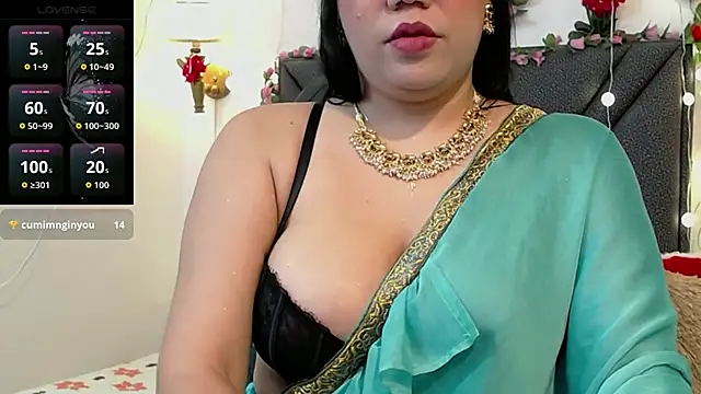 Snapshot of IndraKaur_ chatting on 04-25-26, 01:41 IndraKaur online show from 04-25-26, 01:41