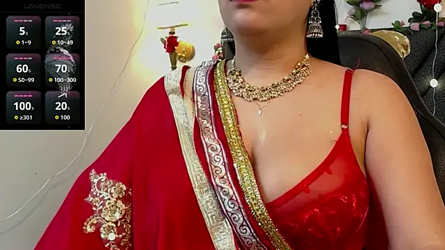 Snapshot of IndraKaur_ chatting on 04-28-26, 12:21 IndraKaur online show from 04-28-26, 12:21