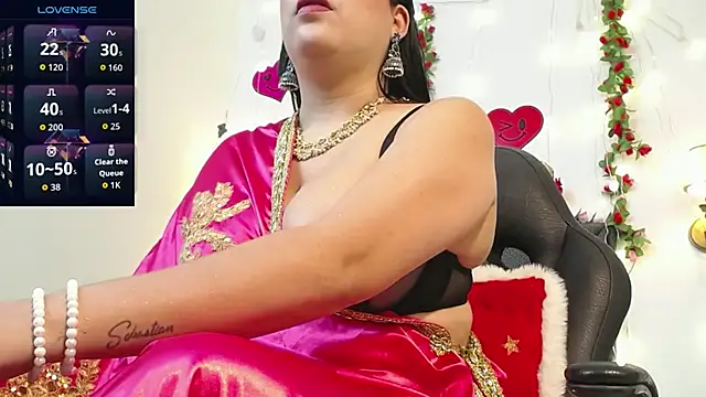 Snapshot of IndraKaur_ chatting on 05-19-26, 12:11 IndraKaur online show from 05-19-26, 12:11