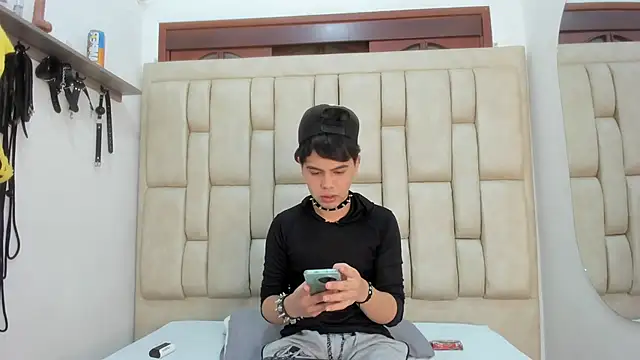 Felipe Cold online show from 02-05-26, 02:38