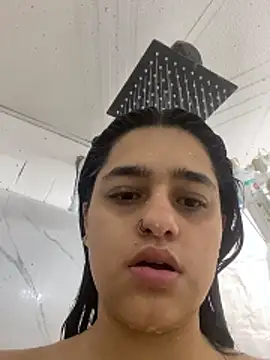 crystaldarliing online show from 04-12-26, 10:37