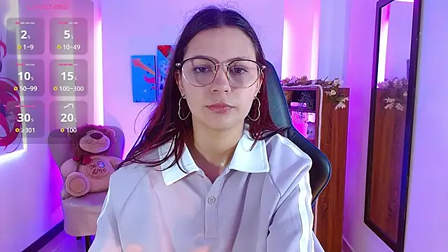 AlanaGarcia19 online show from 12-02-25, 11:48