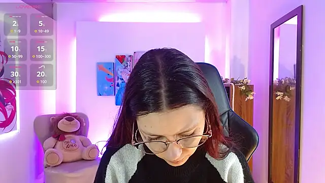 AlanaGarcia19 online show from 01-06-26, 12:09