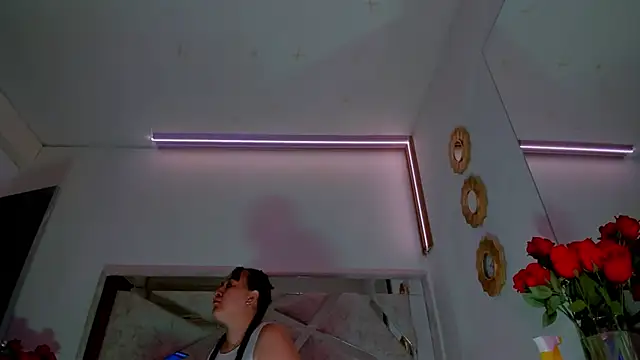 ThiccyLexxy online show from 11-15-25, 12:45