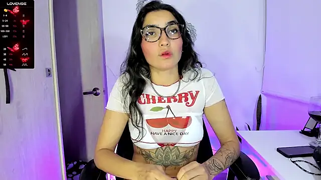 bella thorne3 online show from 09-20-25, 12:55