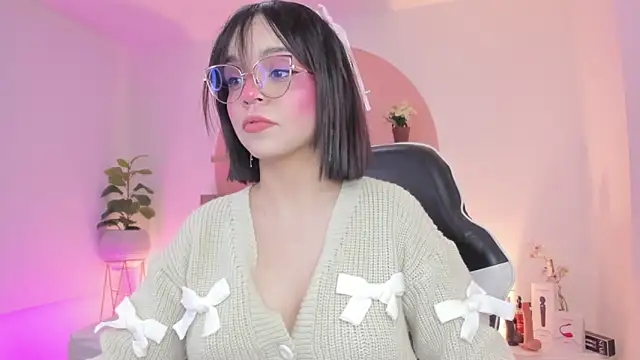 Clara Luu online show from 03-27-26, 03:01