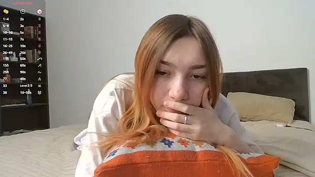 RedheadMisty online show from 10-22-25, 10:04