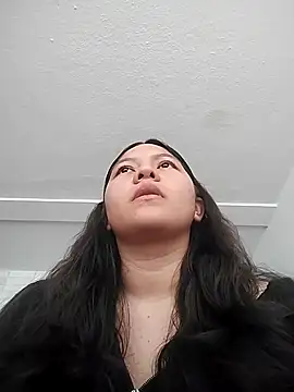 Snapshot of Naia_Stant chatting on 10-10-25, 07:24 Naia Stant online show from 10-10-25, 07:24