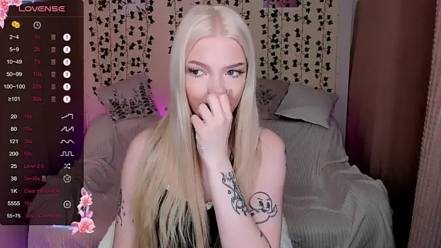 AnyaTaylor  online show from 12-02-25, 02:17