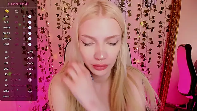 AnyaTaylor  online show from 02-21-26, 08:15