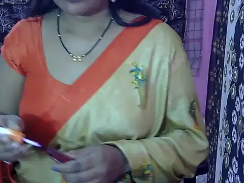 Snapshot of sharda35 chatting on 11-26-25, 02:23 sharda35 online show from 11-26-25, 02:23