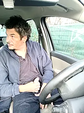 twitshe online show from 11-06-25, 02:29