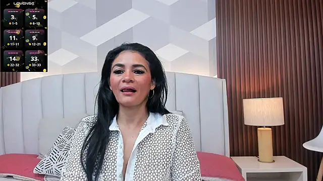 Mommy Naughty online show from 02-17-26, 11:18