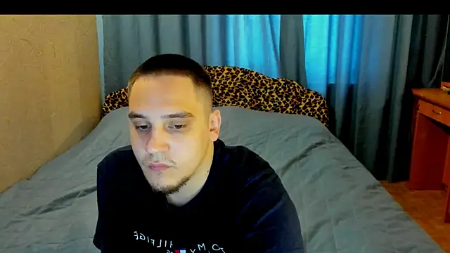 Snapshot of Bear_Beer130 chatting on 07-23-26, 01:31 Bear Beer130 online show from 07-23-26, 01:31
