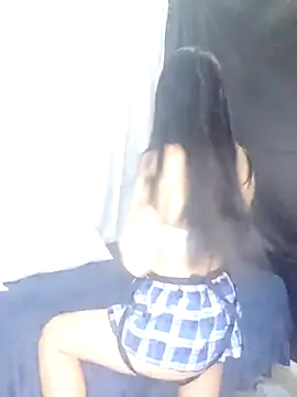 Snapshot of julietta_f chatting on 10-31-25, 06:20 julietta f online show from 10-31-25, 06:20