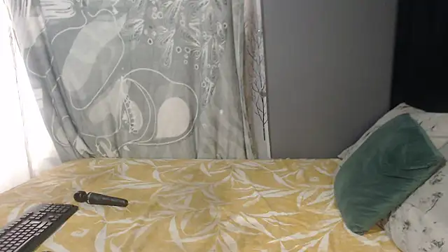 SEXYHUGEASS21 online show from 11-18-25, 07:13